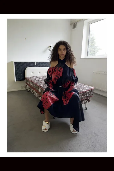 Look 30